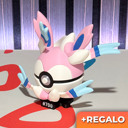 Poku-Bola Coleccionable Sylveon #700 + REGALO